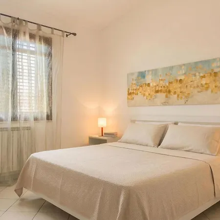 Papaia By Interhome *